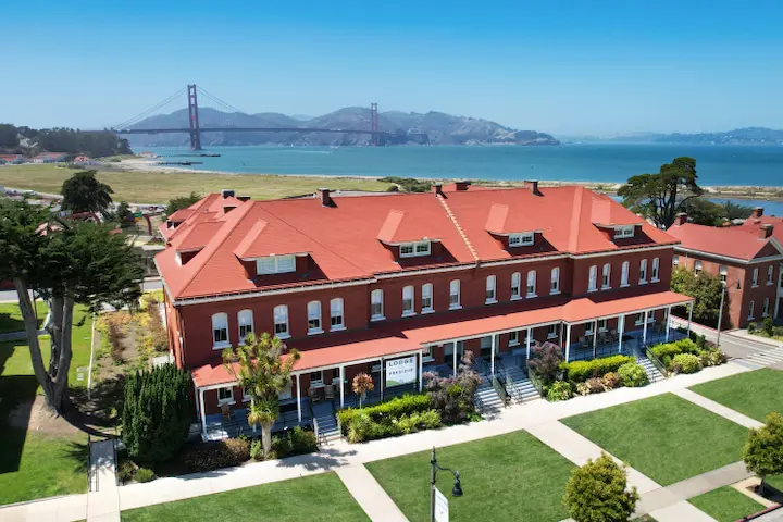 Overhead image of Presidio Inn.