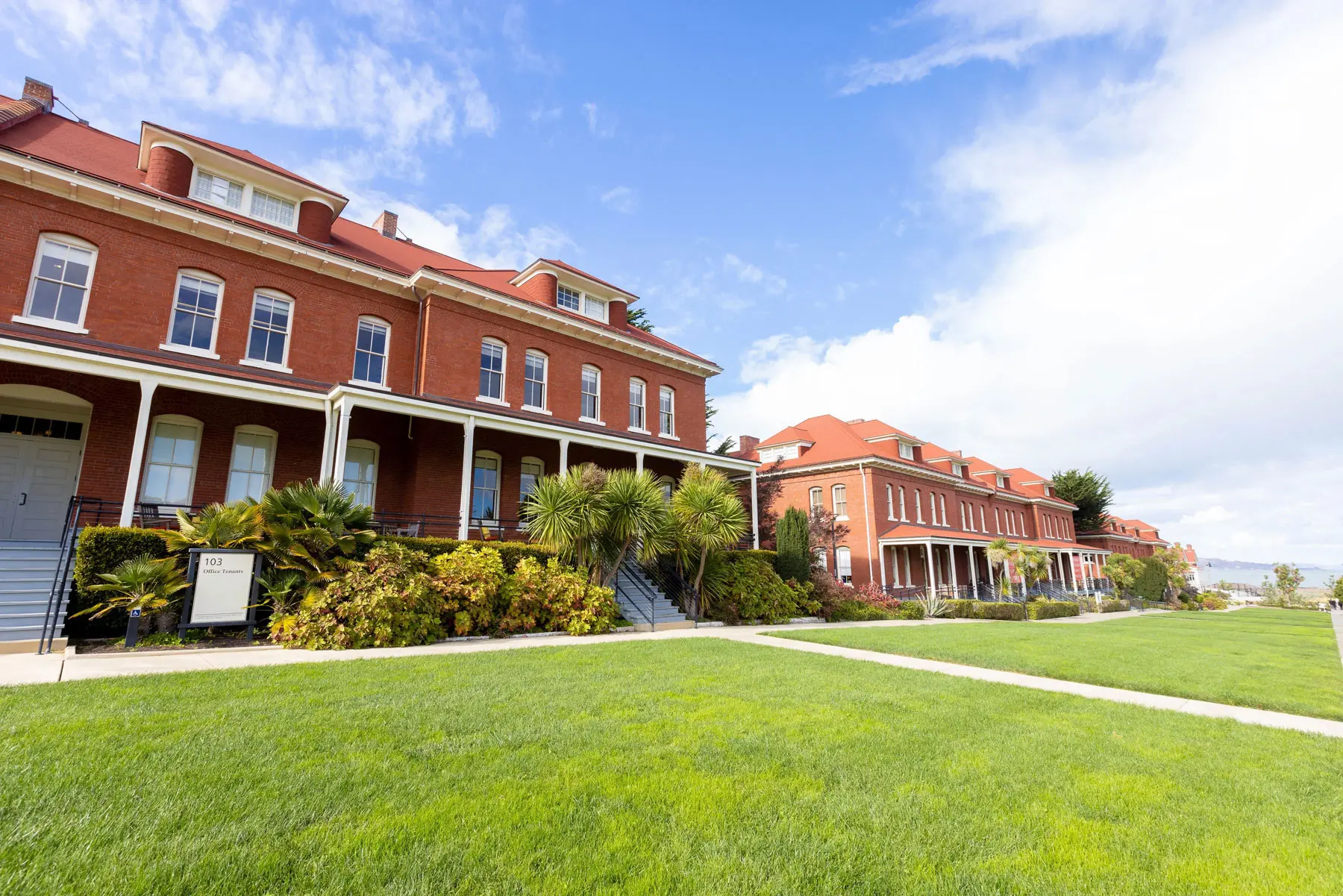 Red-brick barracks along Montgomery Street in the Presidio. Photo by Myleen Hollero.