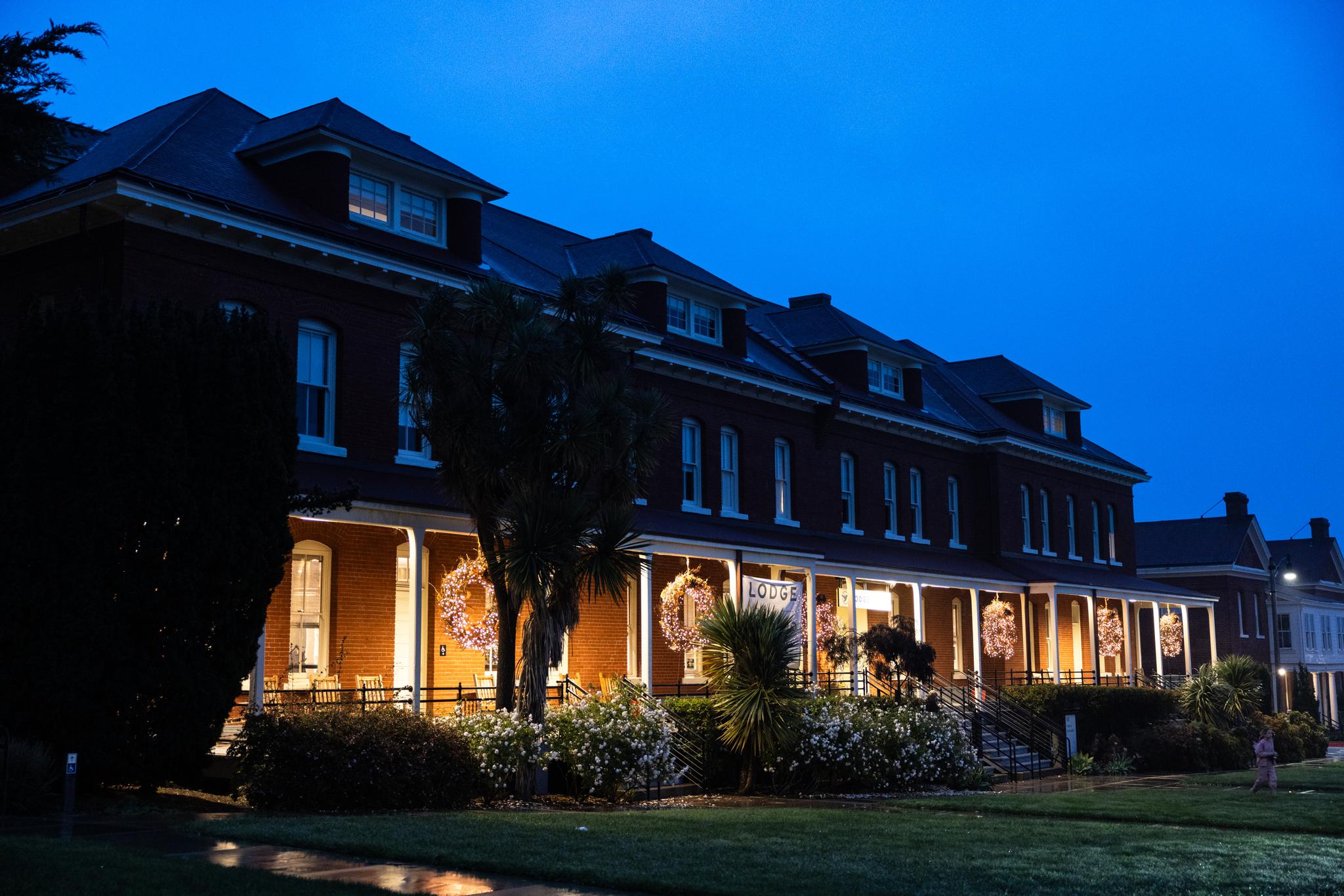 Holiday lights on Lodge at the Presidio.