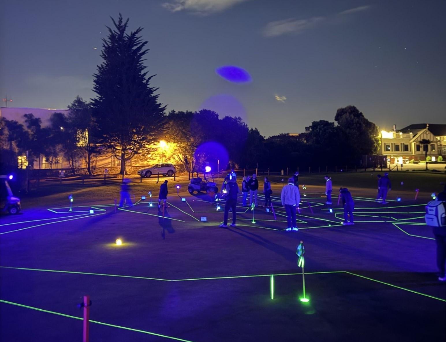 glow in the dark putting contest